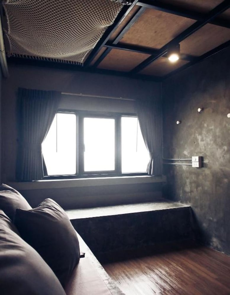 Silom Space Hostel 59/72