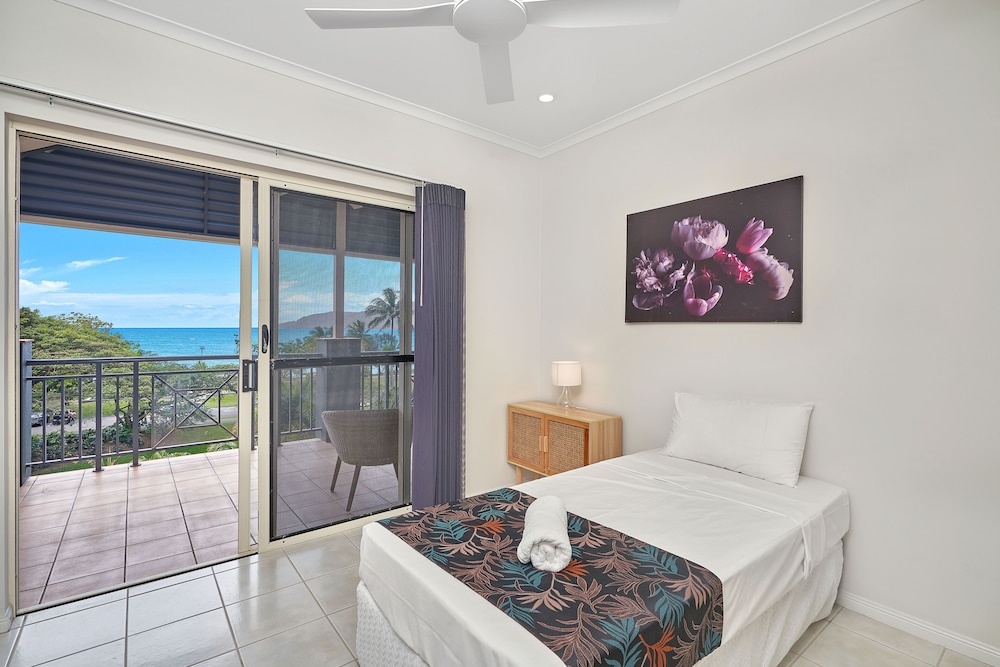 NORTH COVE WATERFRONT SUITES 17/58