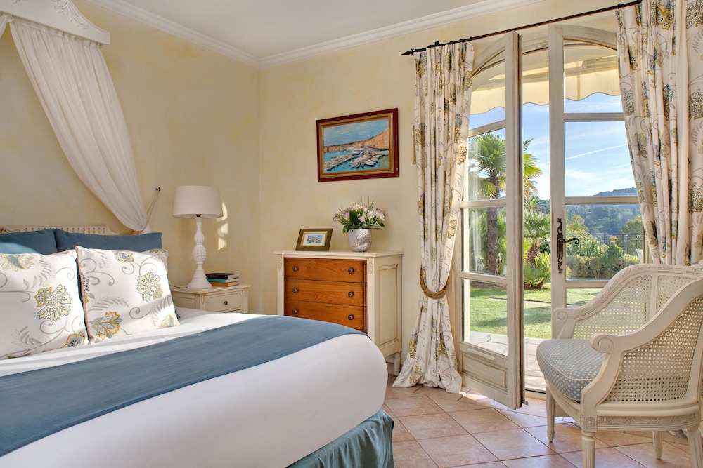 Hotel La Grande Bastide 25/75