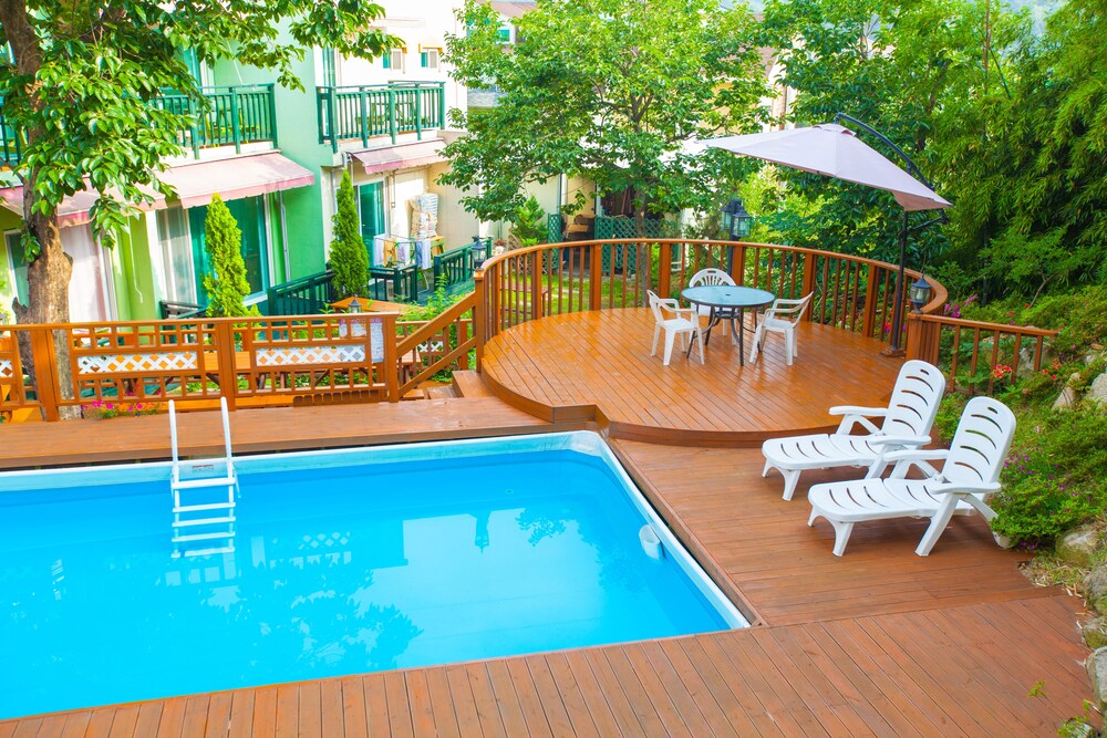 Bellus Rose Pension Hotel 5/64