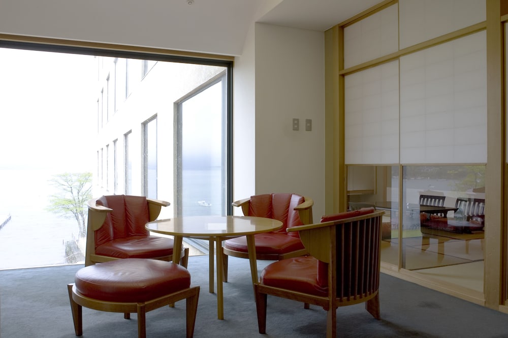 Hakone Hotel 53/72
