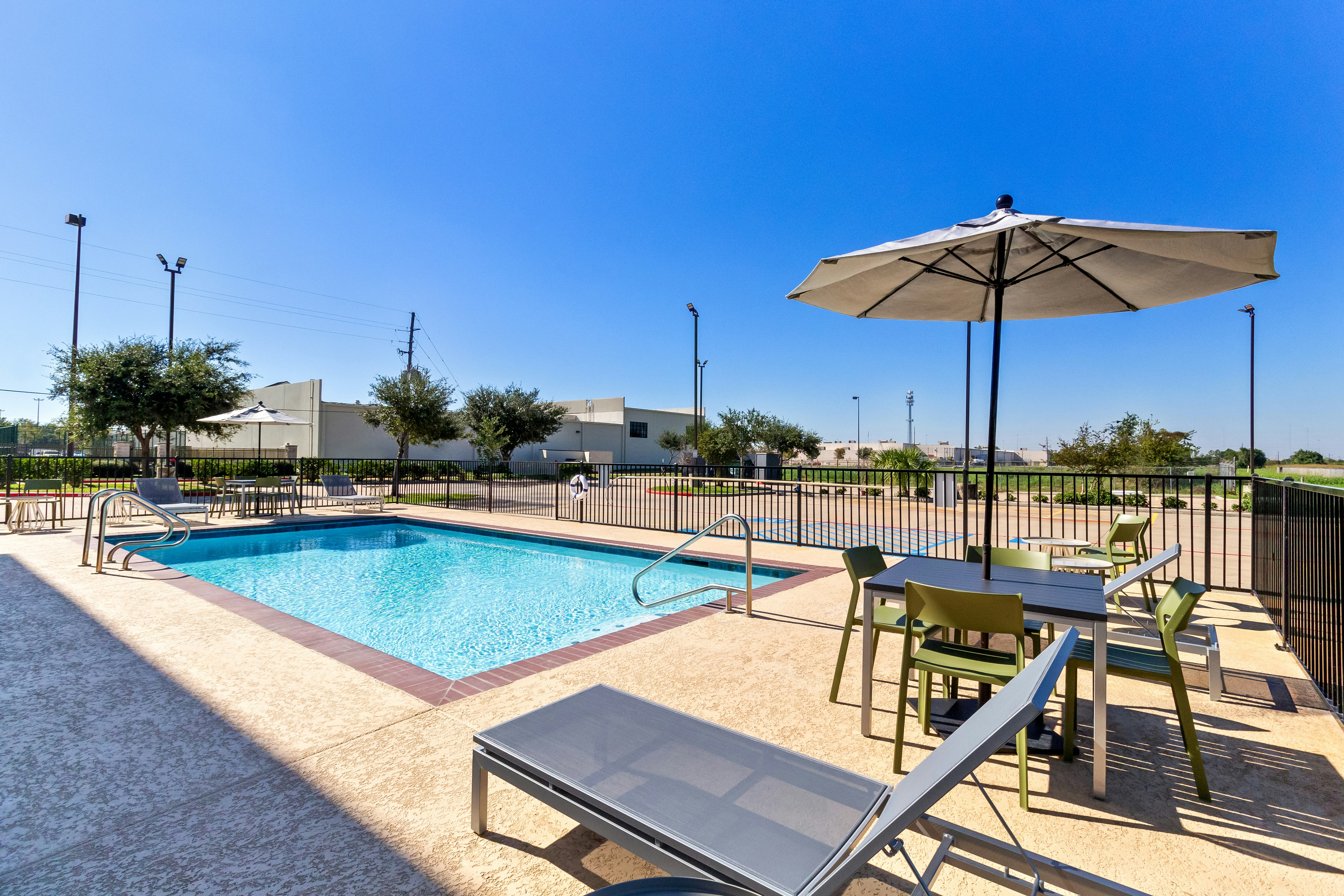 Spark By Hilton Pearland 21/37