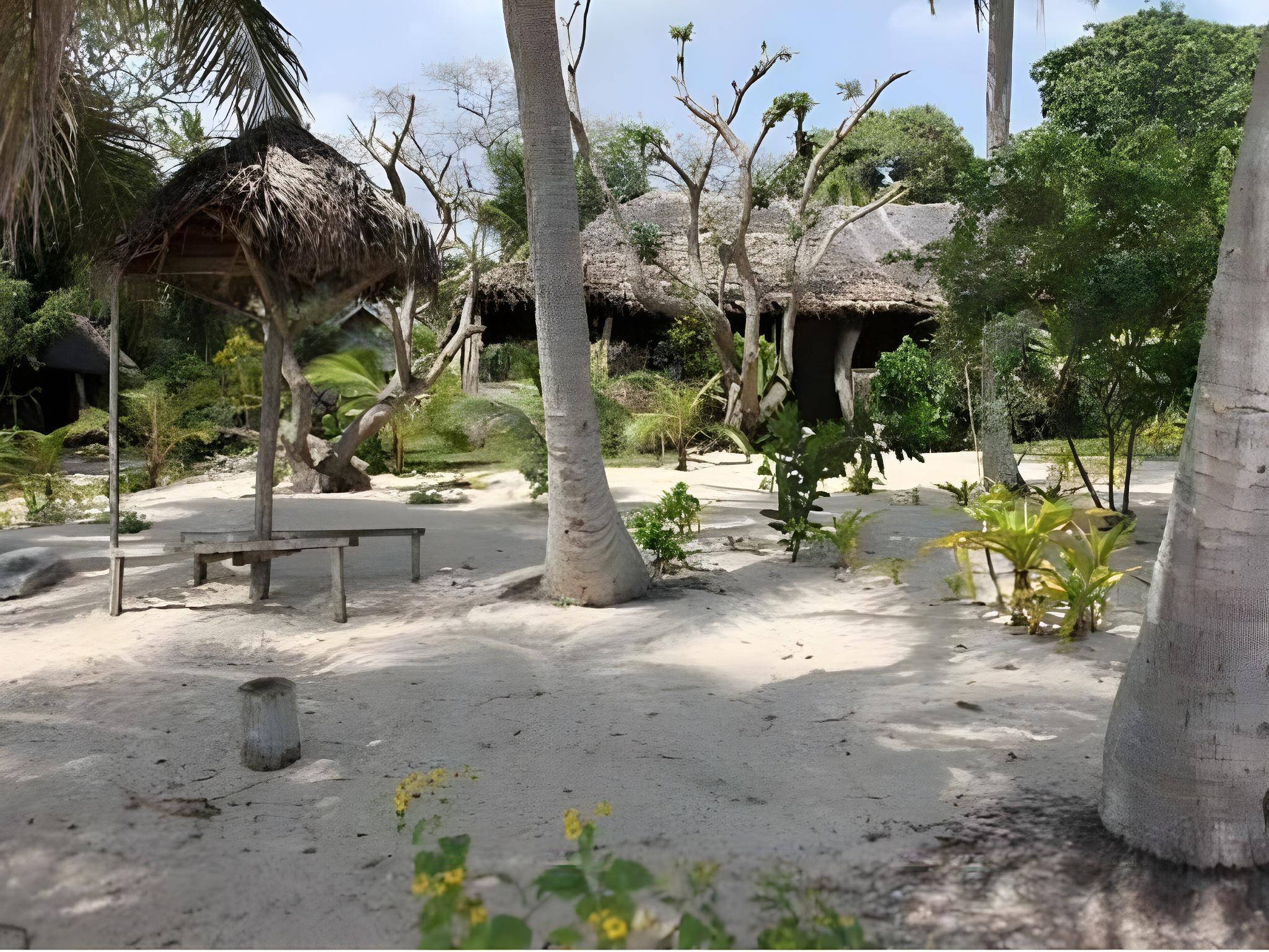 Alofa Beach Bungalows 16/22