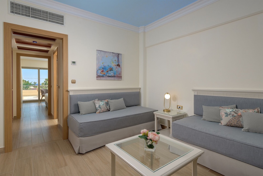 Atrium Palace Thalasso Spa Resort and Villas 25/50