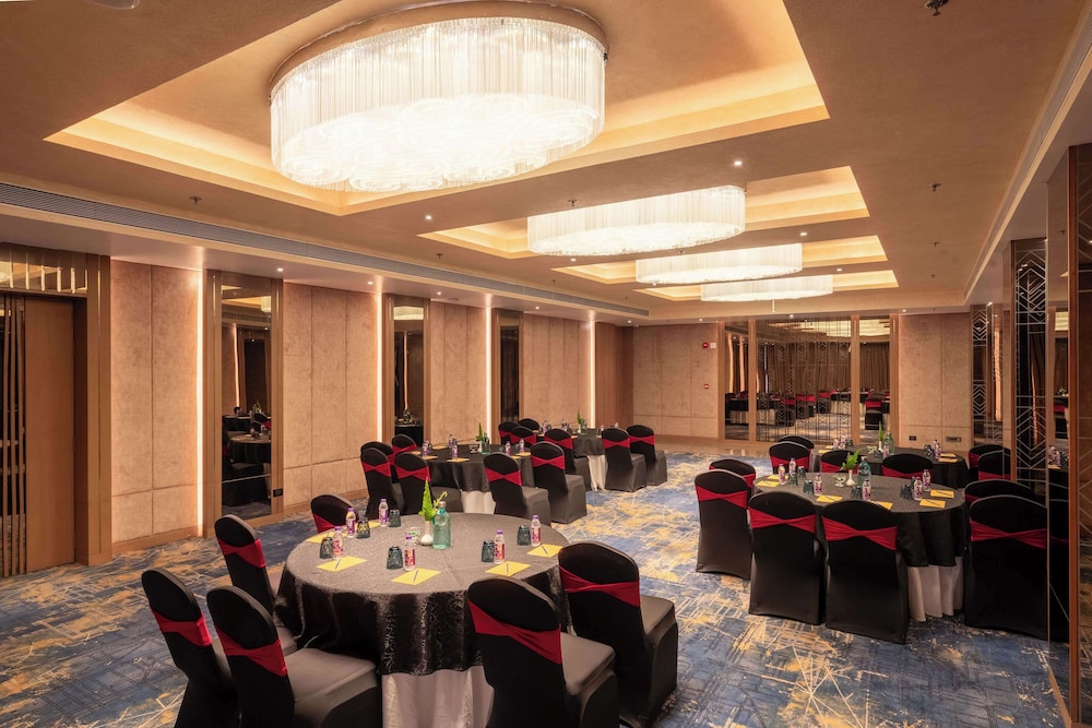 Golden Tulip Bhopal 45/50