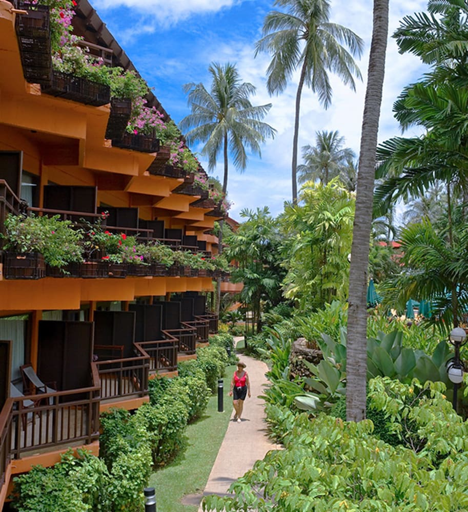 Courtyard by Marriot Phuket Patong Beach 4/65