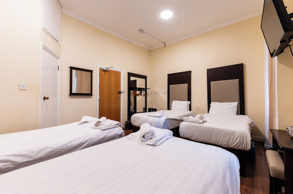 Astoria Hotel 14/42