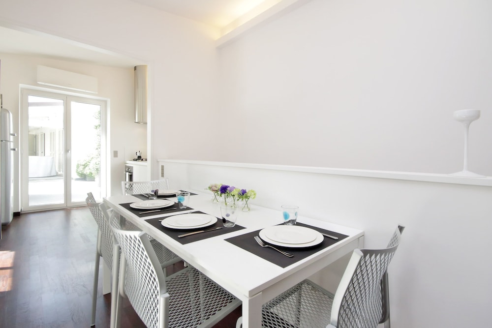 Crispi Luxury Apartments - My Extra Home 19/30