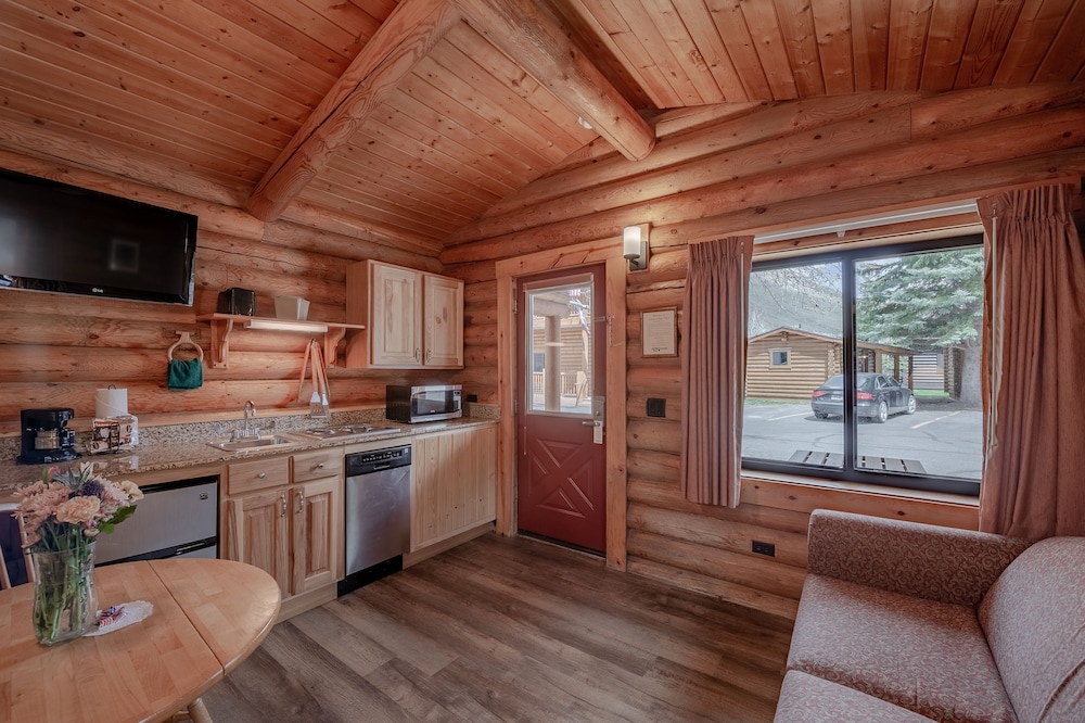 Cowboy Village Resort 45/69