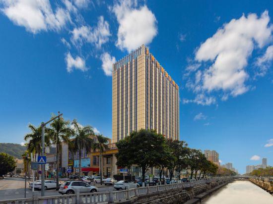 Vienna Hotels Group Zhuhai 48/53