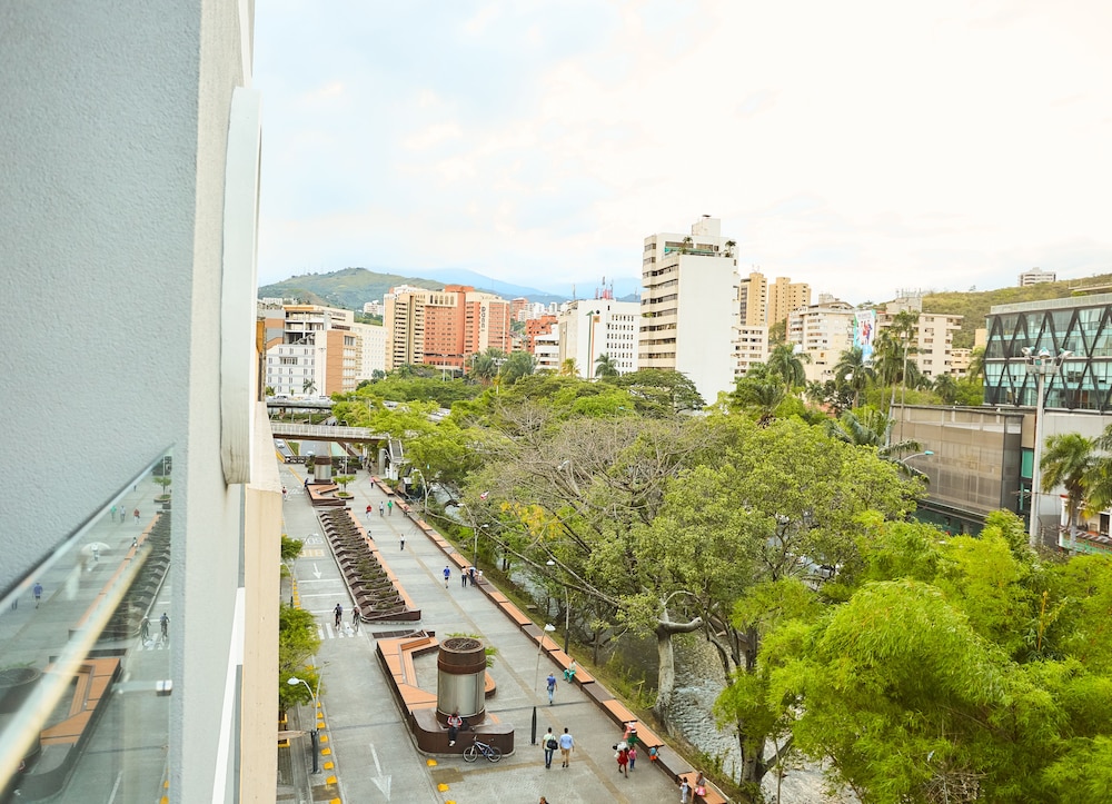 Hotel Faranda Collection Cali 54/59