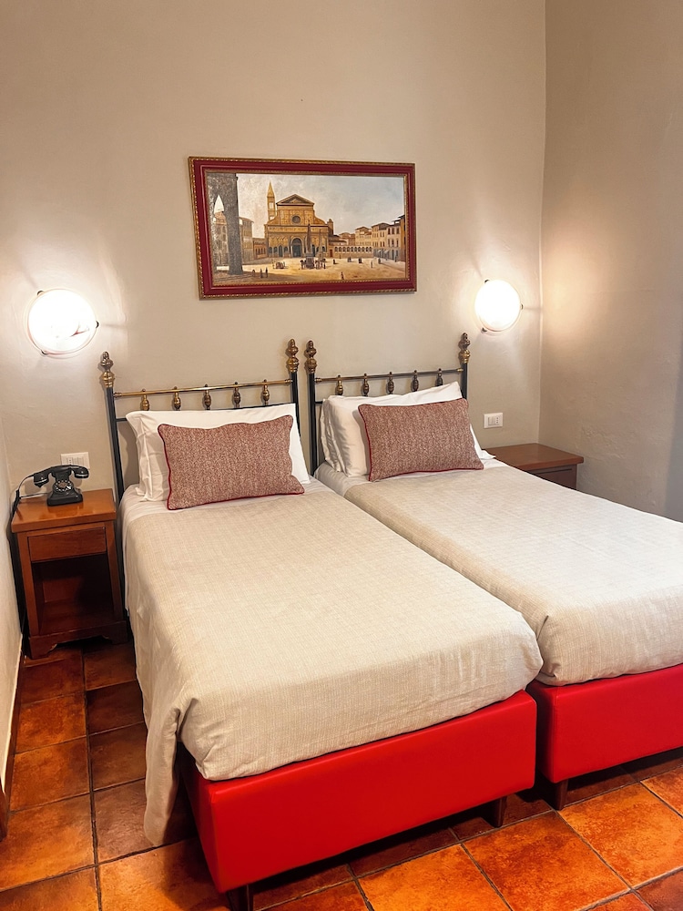 Nizza Hotel 7/69