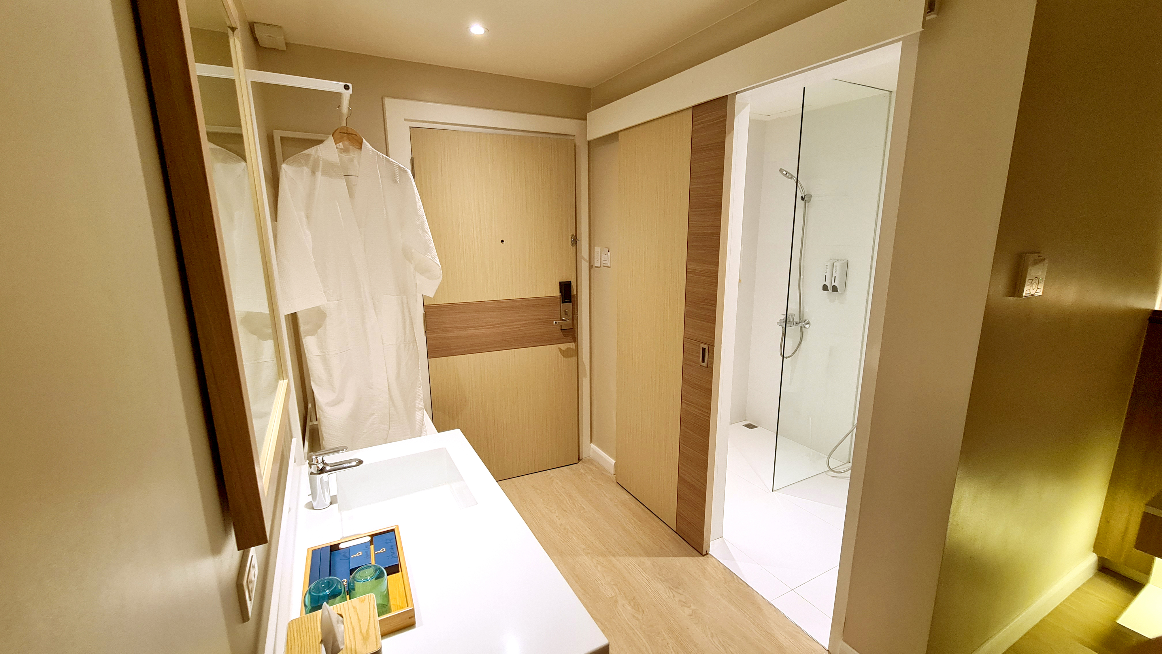 Harolds Hotel Quezon City 32/33