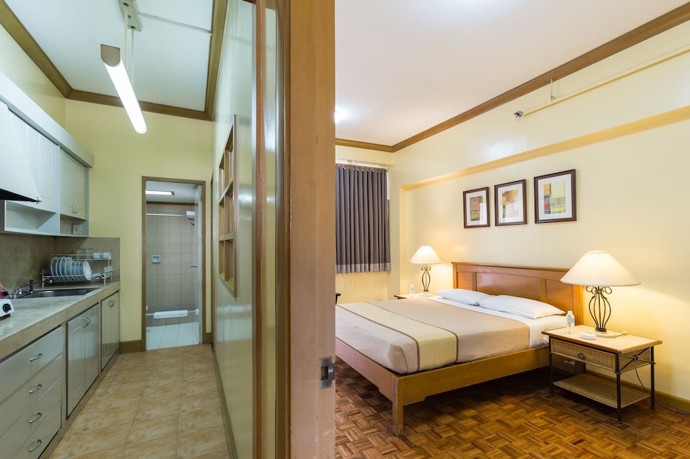 Tropicana Suites 14/74
