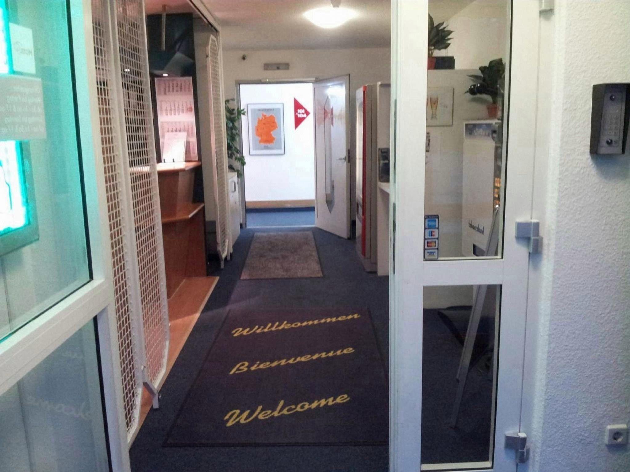 Motel 24h Hannover 12/34