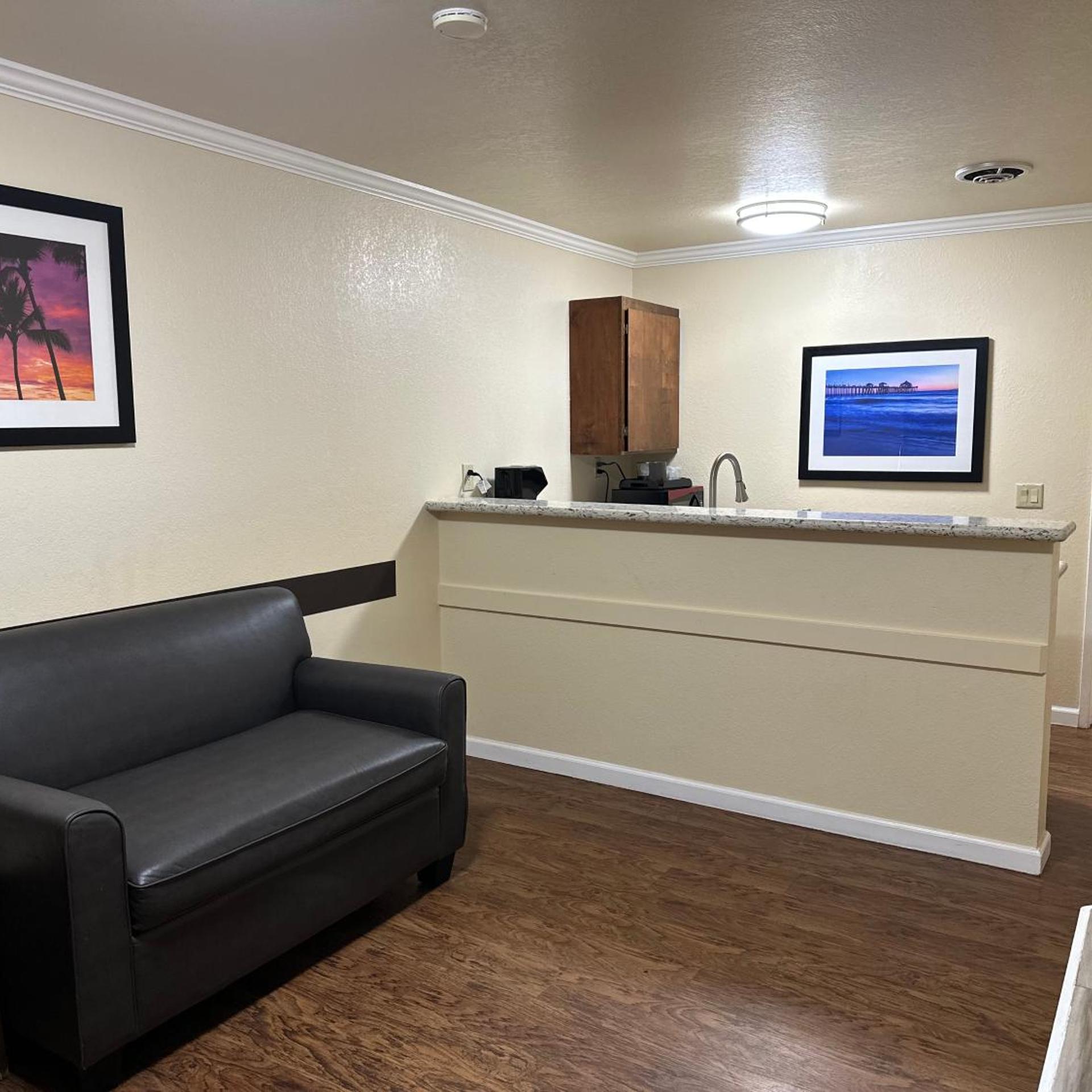 Beachwalker Inn Cayucos 3/25
