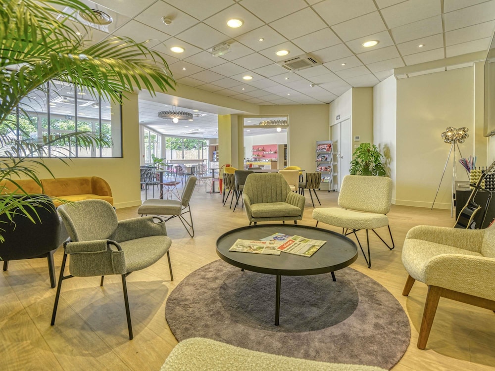 Ibis Cholet 17/36
