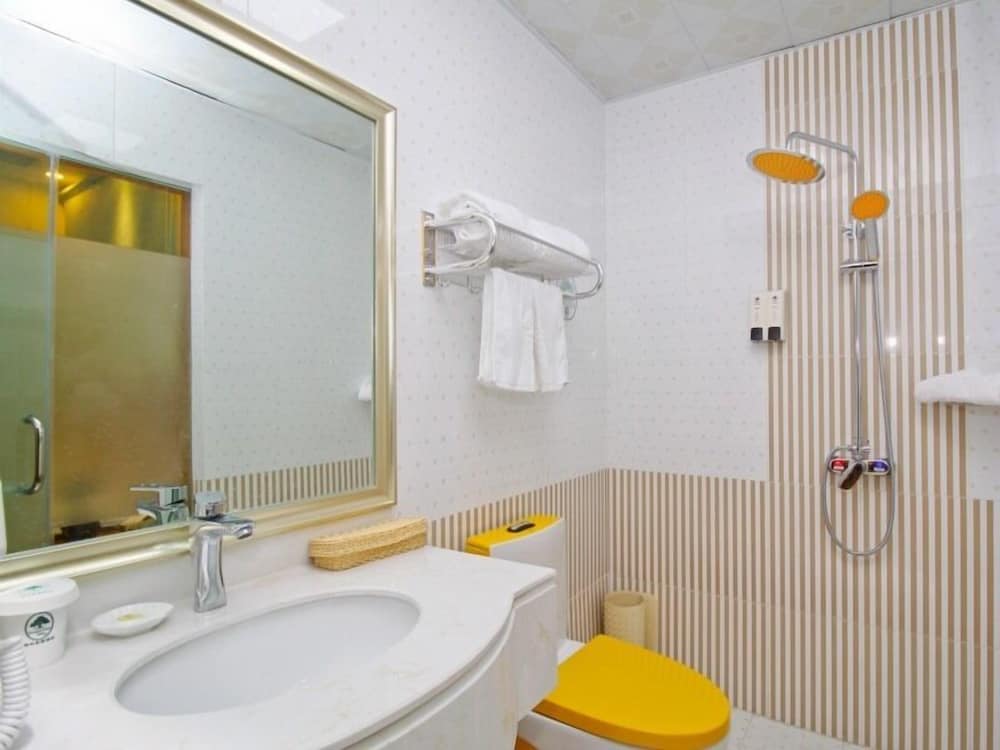 GREENTREE INN HEFEI BAOHE DISTRICT SOUTH RAILWAY STATION DAMO SQAURE HOTEL 41/50