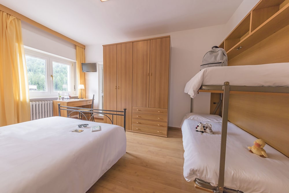 HOTEL SORAPISS 30/65