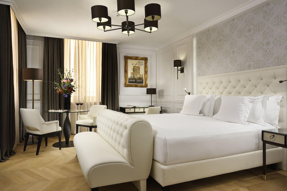 Splendide Royal Hotel 19/85