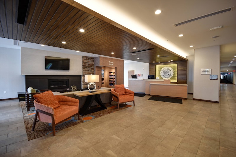 Fairfield Inn & Suites By Marriott Milwaukee North 11/16