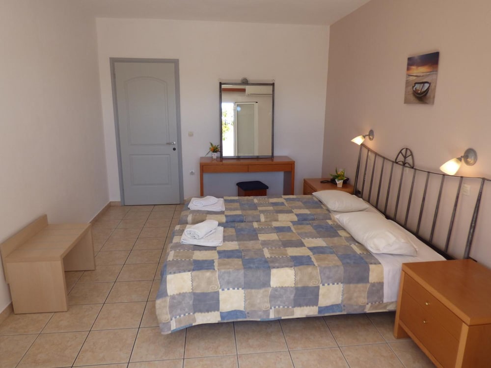 Paradiso Apartments 17/45