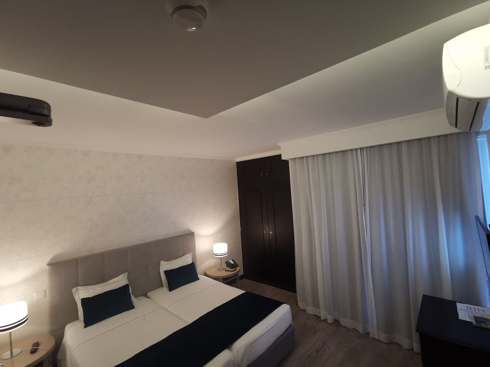 Santa Cruz Village Hotel 17/69