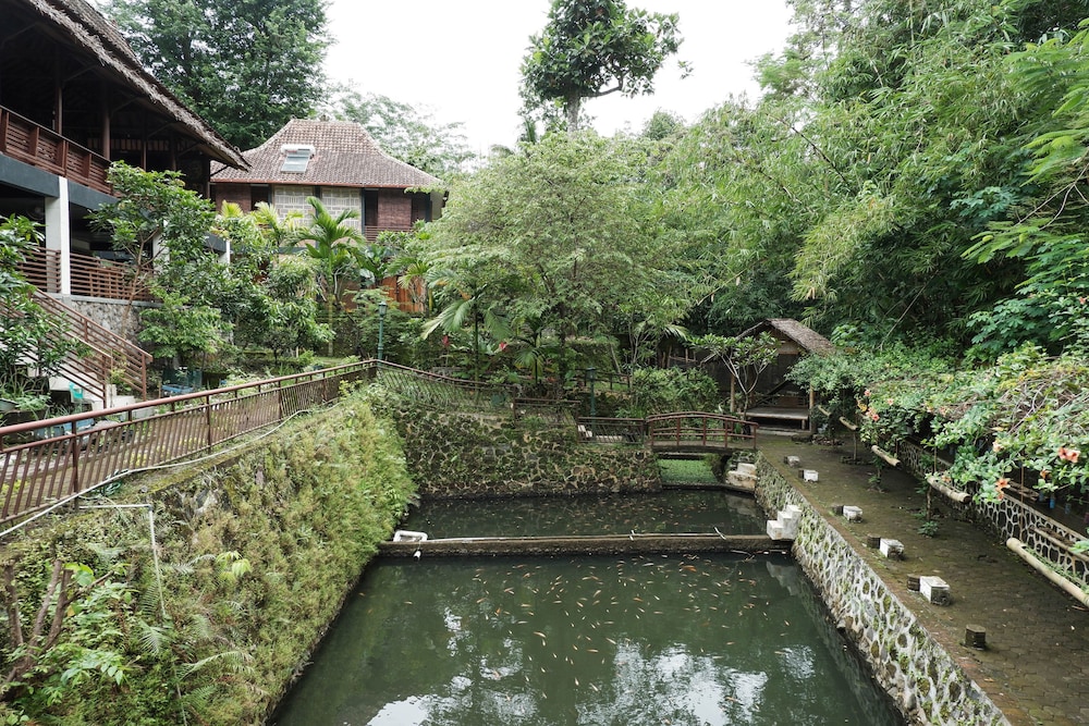 OYO 550 Kebon Krapyak Cottage Syariah 33/42