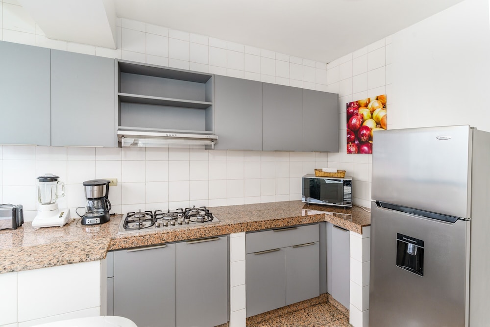Torre de Alba Hotel Suites 46/68