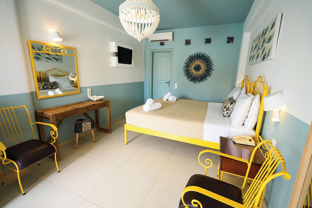 غرفة اقتصادية بسرير مزدوج أو سريرين منفصلين بإطلالة على المسبح، Bellissimo Resort 6/8
