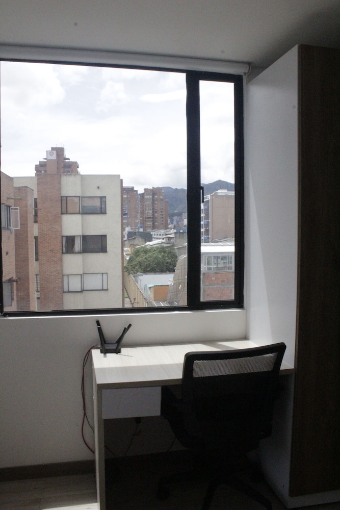 Aparta Estudios Connect Bogota 40/50
