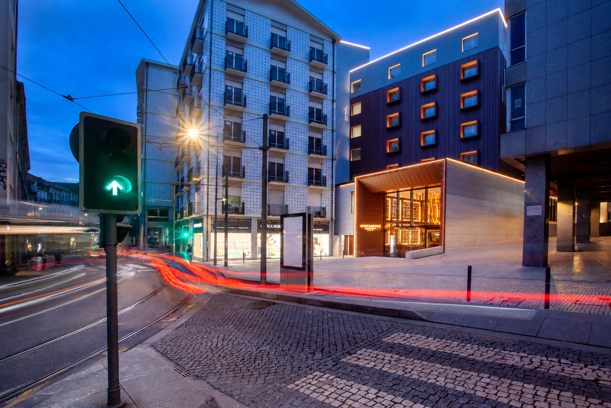 Wine And Books Porto Hotel 24/24