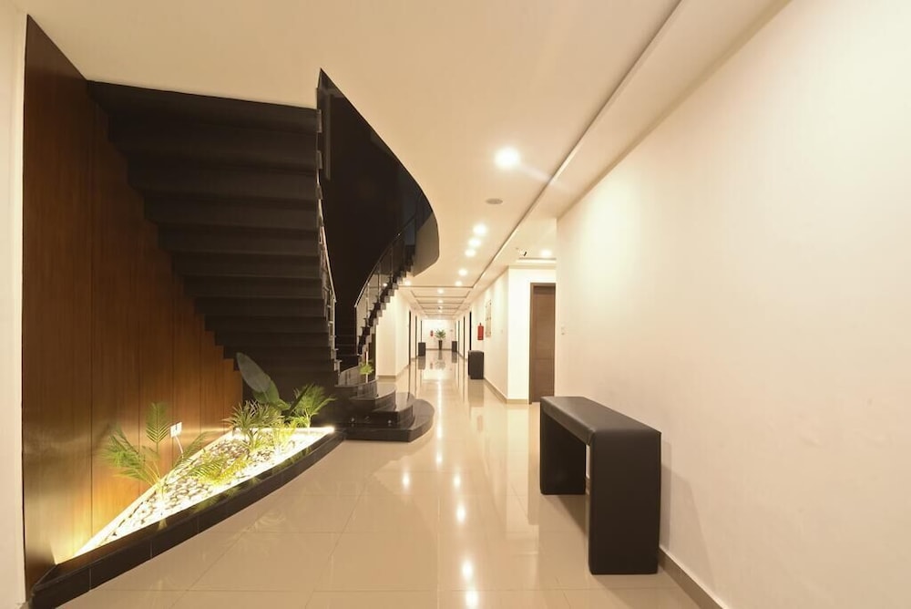 Hotel One Sahiwal 20/50