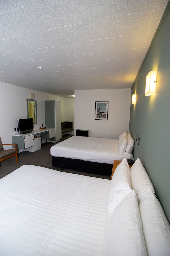 The Avenue Hotel 19/51