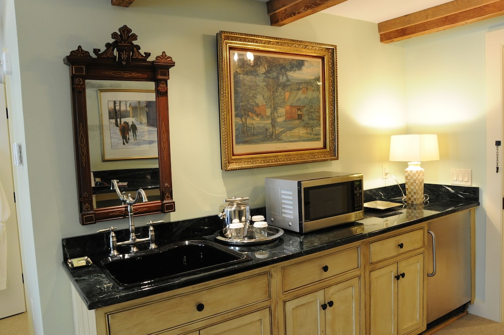 The Lyme Inn 12/50
