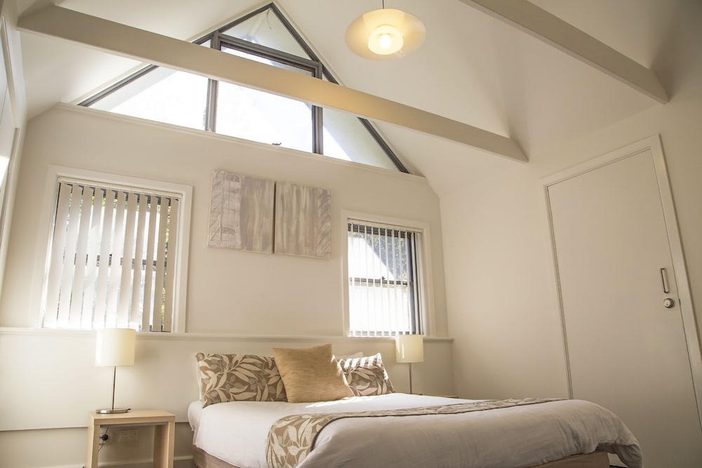 Mercure Lake Macquarie Raffertys Resort 22/74