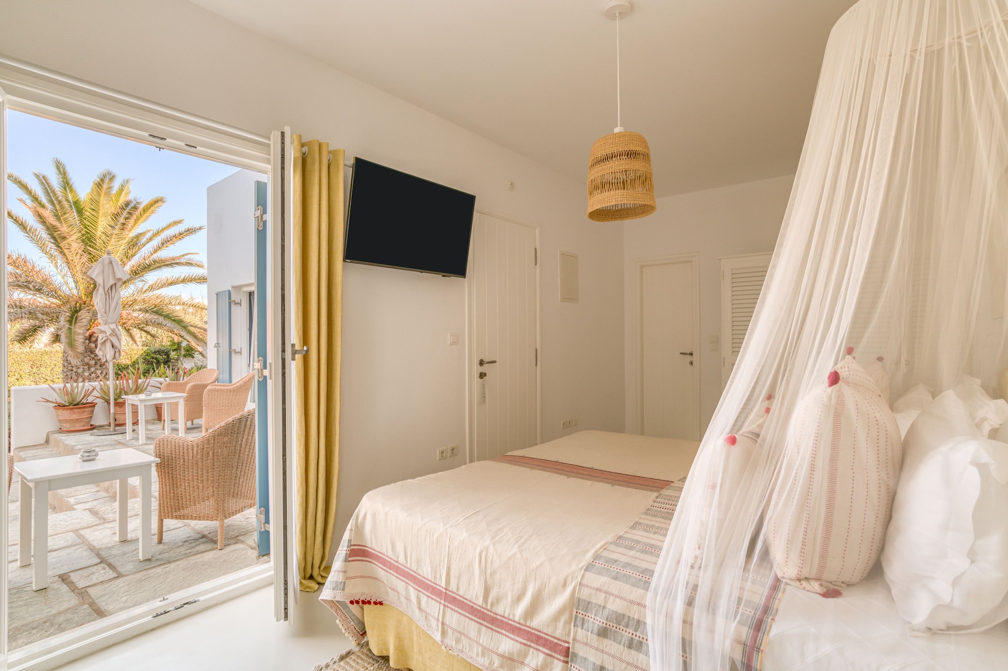 Andro, Double or Twin Bed, Sea View