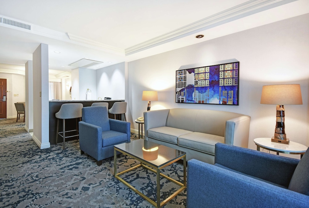 Embassy Suites Charleston 26/58
