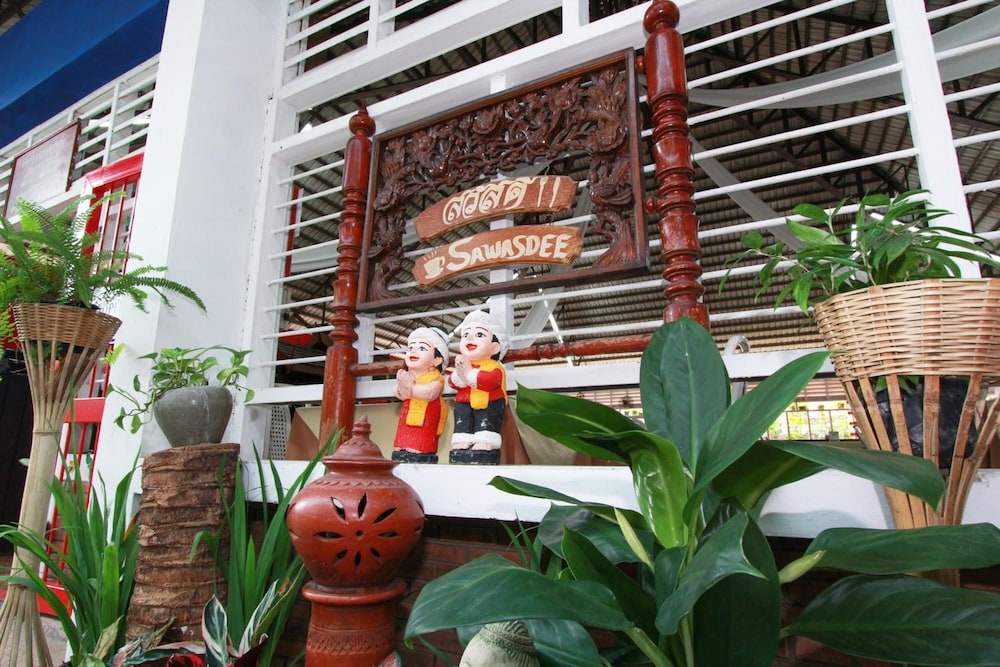 YMCA International Hotel 50/63