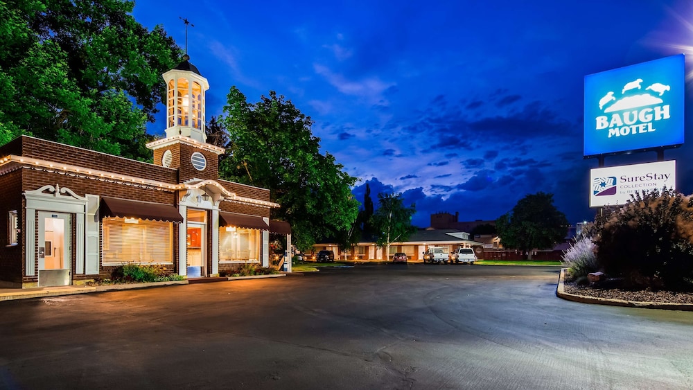 Baugh Motel, SureStay Collection By Best Western 1/32