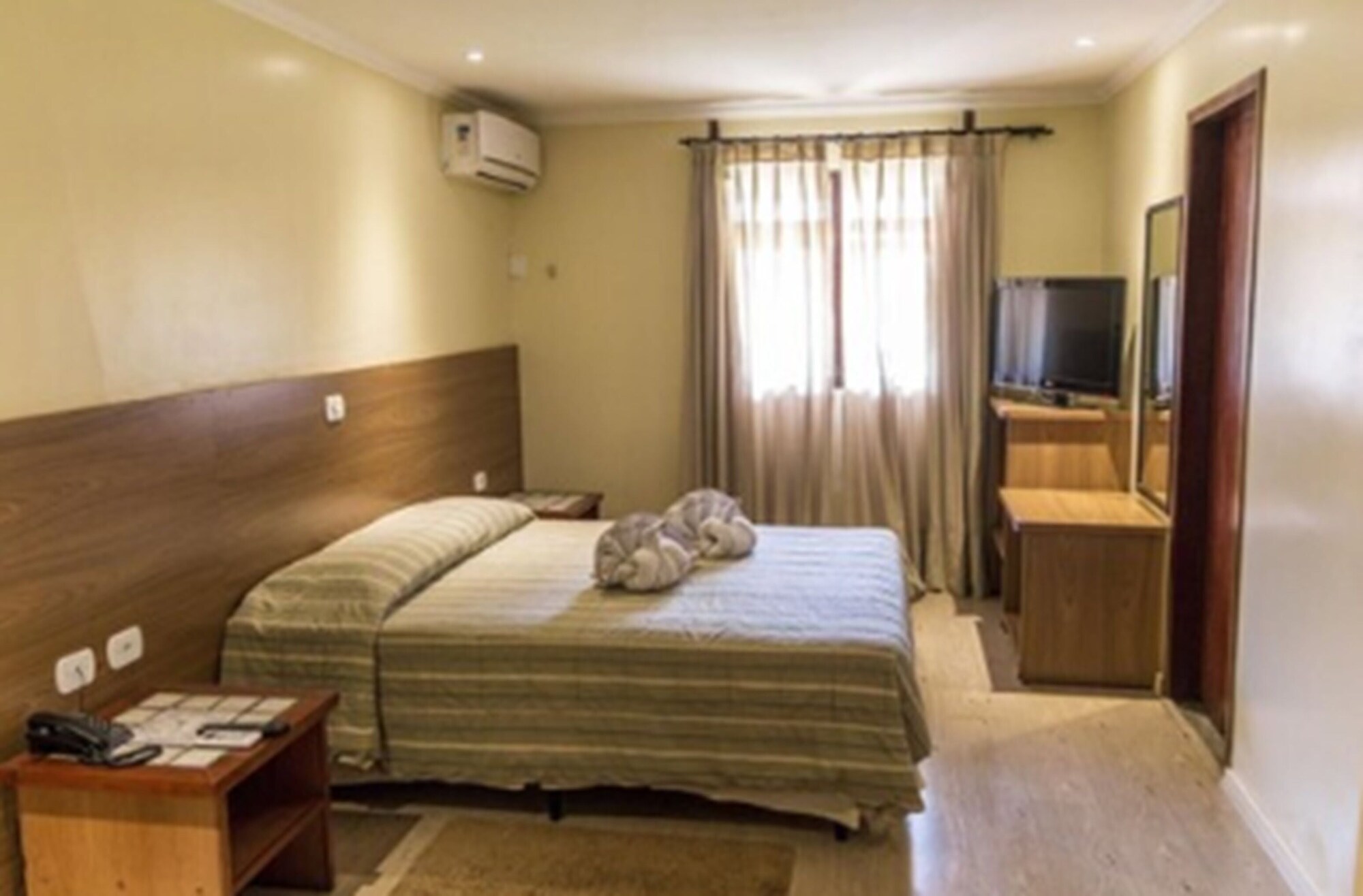 غرفة بريميوم بسرير مزدوج وسريرين منفصلين، ZAGAIA ECO RESORT 4/10