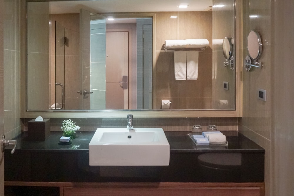 Ramada by Wyndham Bangkok Sukhumvit 11 18/83