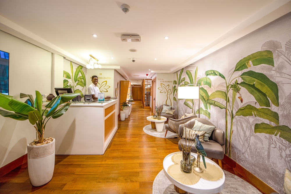 Krystal Palace Douala 25/39