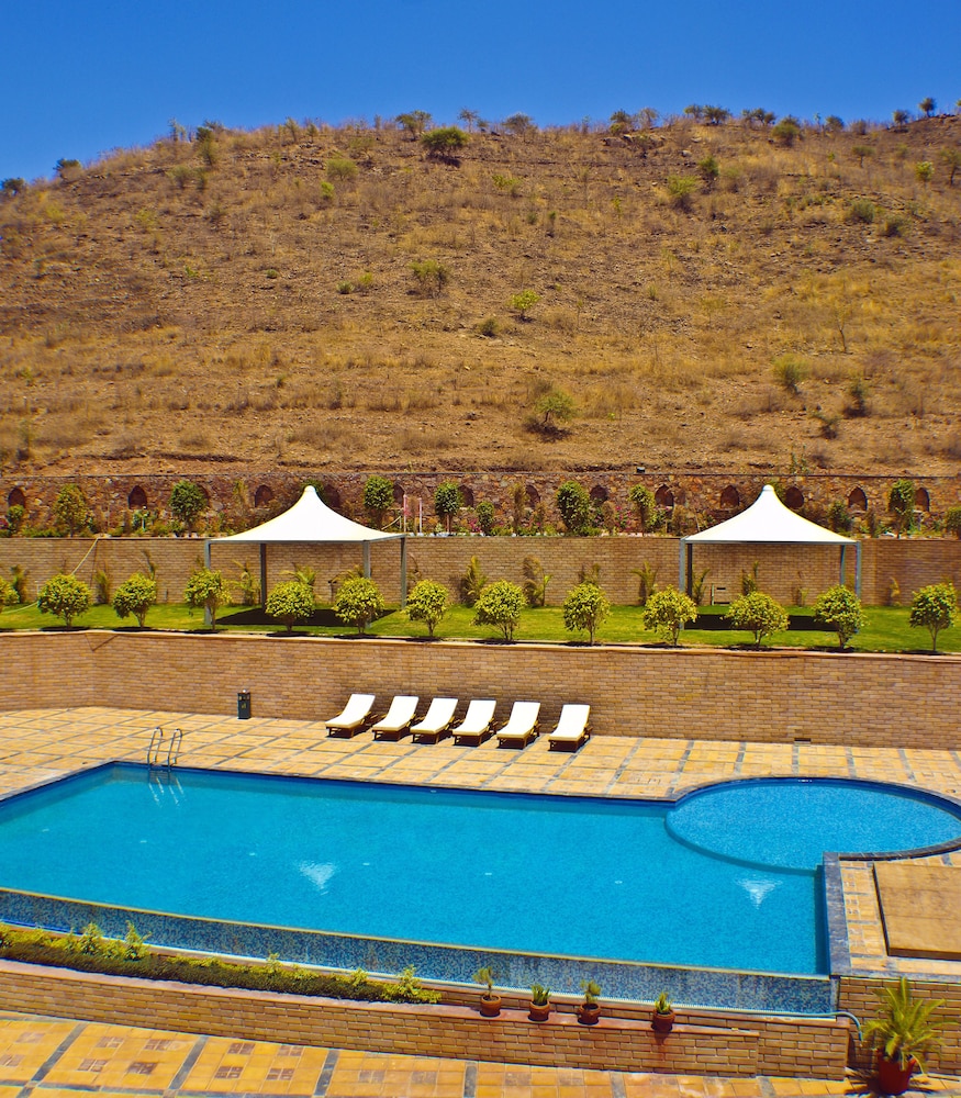 Cambay Resort 29/40