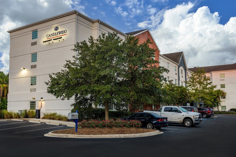 CANDLEWOOD SUITES BLUFFTON - HILTON HEAD 60/73