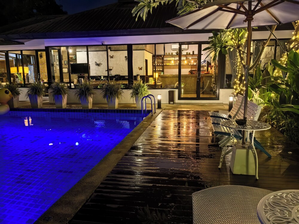 Sannot Riverside Boutique Hotel 4/71