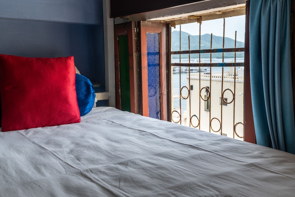 Hotel Lake Ghat Palace، Udaipur 26/53