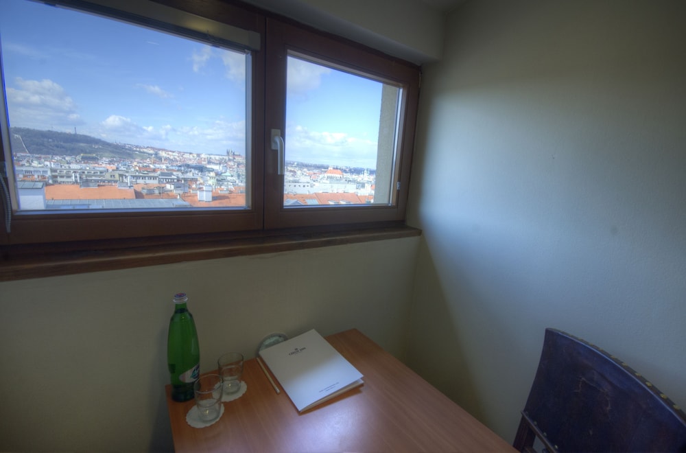 Wenceslas Square Hotel 37/58