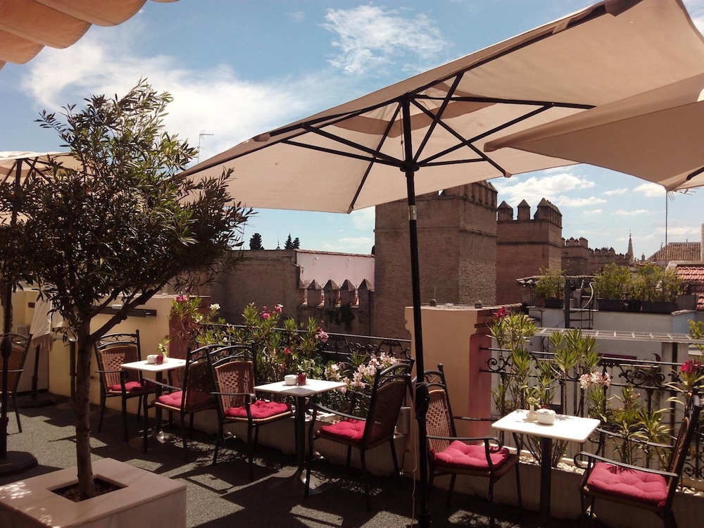 Hotel Palacio Alcazar 52/71