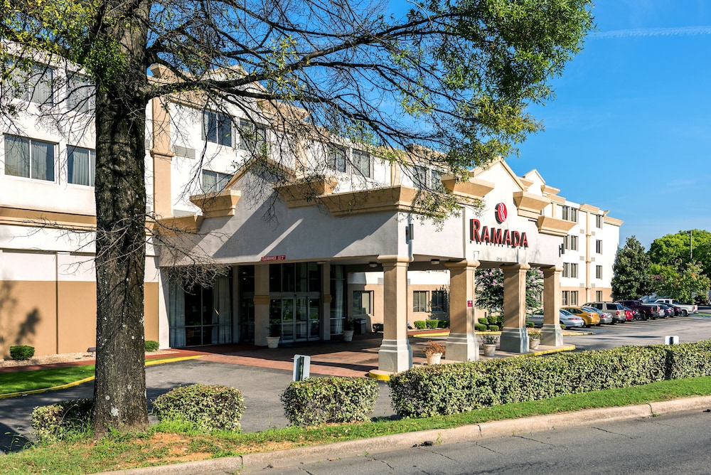 Ramada By Wyndham Birmingham Airport 6/31